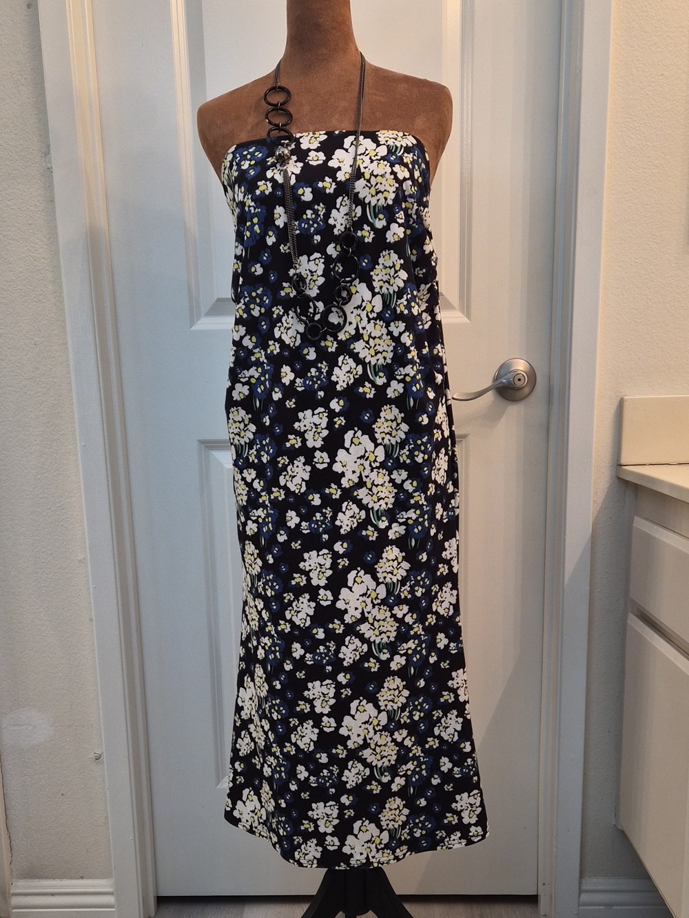 ASOS Navy Strapless Floral Maxi Dress.Size 6.(Necklace Included)